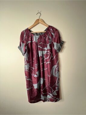 Rozae Nichols Burgundy and Gray Floral Midi Dress